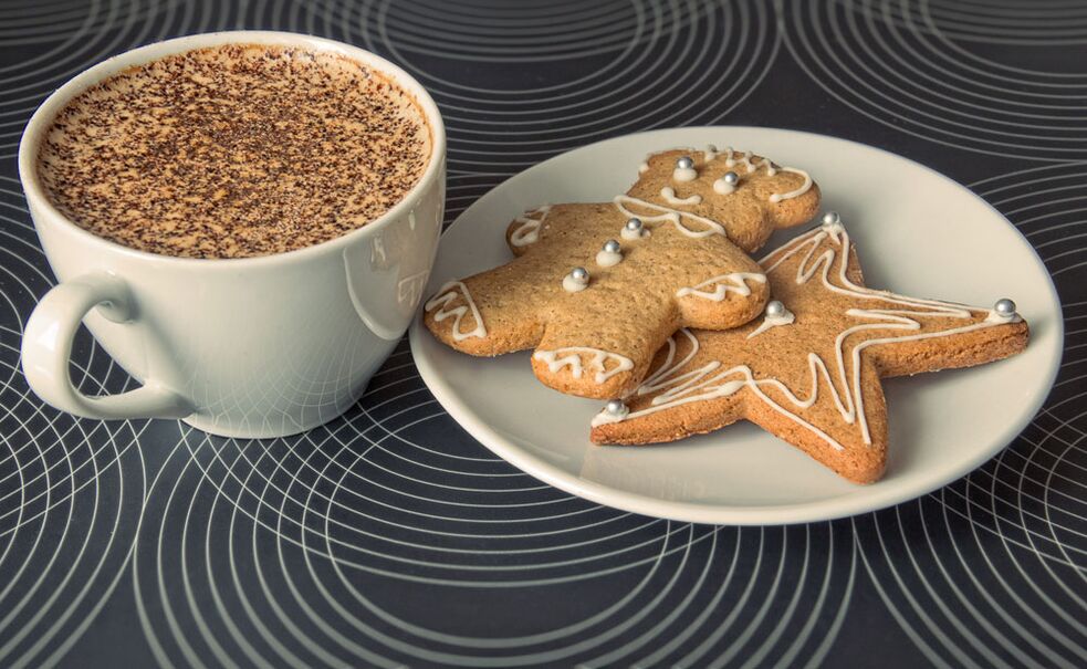 cookies and coffee with ginger to enhance